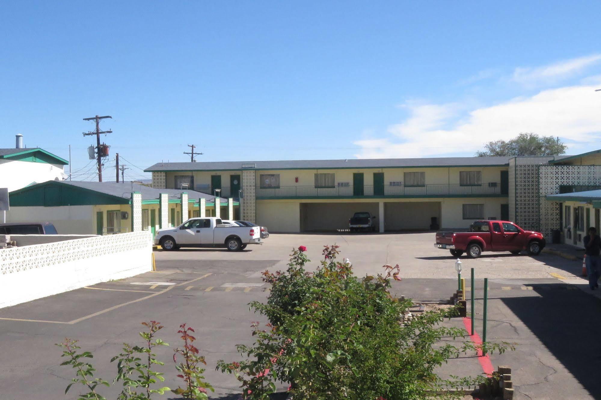 Economy Inn Socorro Extérieur photo